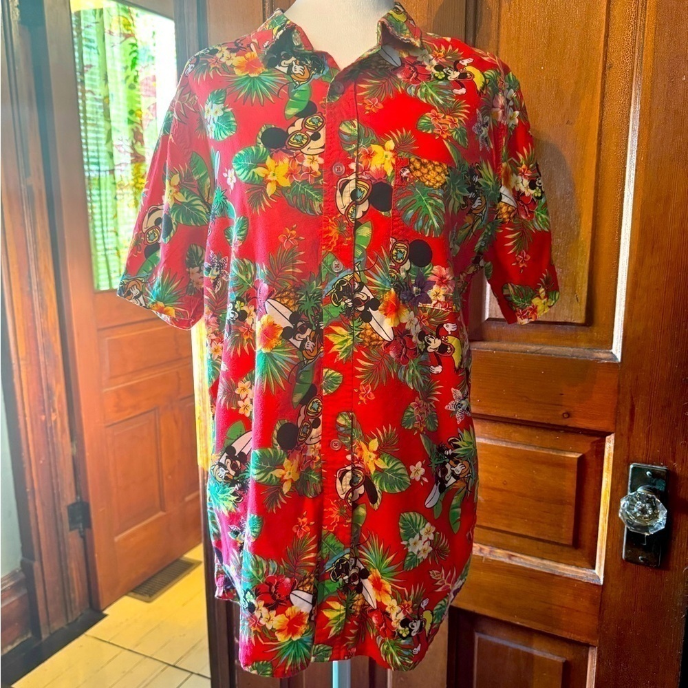 Disney Mickey & Minnie Hawaiian Button Down Top Size Medium